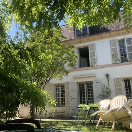 Les Etoiles Blanches Hébergement de vacances Chérac